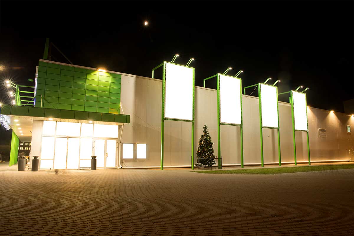 Outdoor LED Lighting for Retail